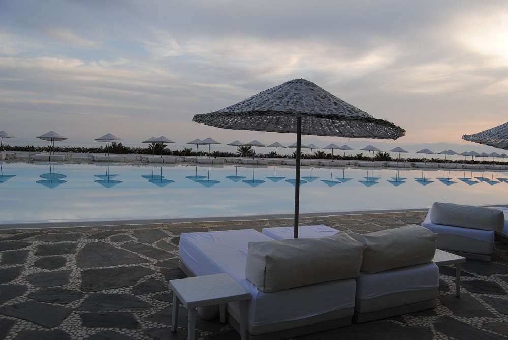 Poolanlage vom Adam & Eve Hotel