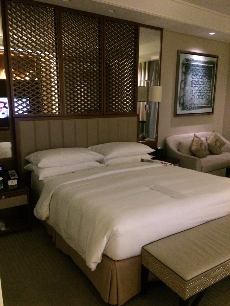 Bett TAJ