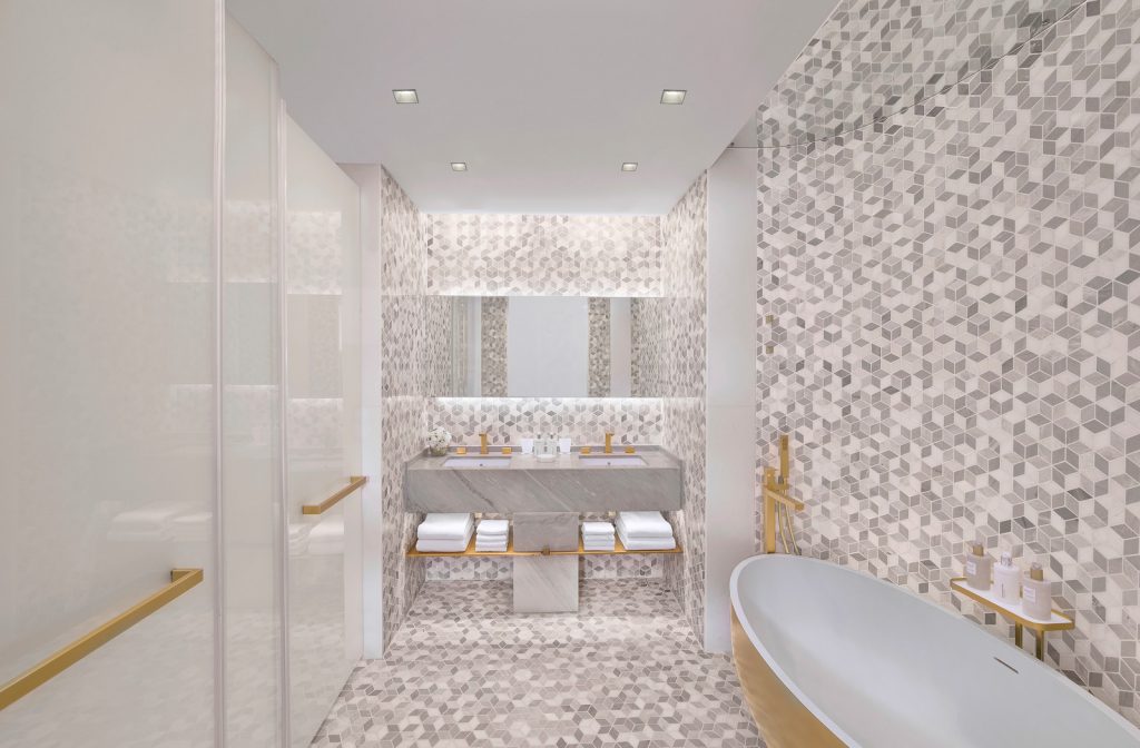 Badezimmerbeispiel Five Palm Jumeirah