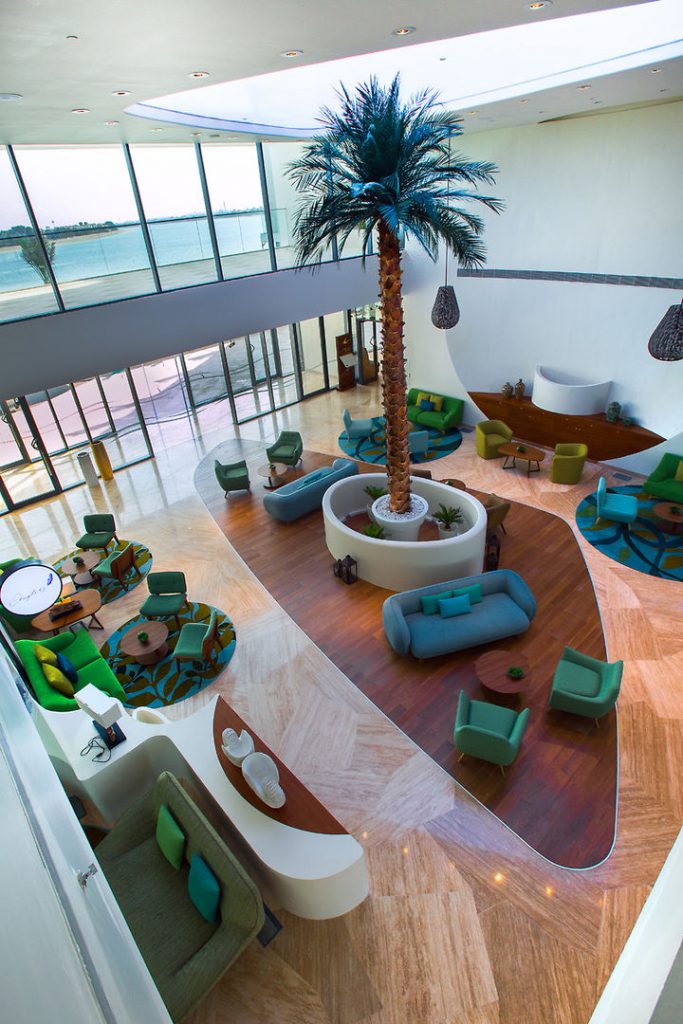 Foyer The Retreat Palm Dubai MGallery by Sofitel