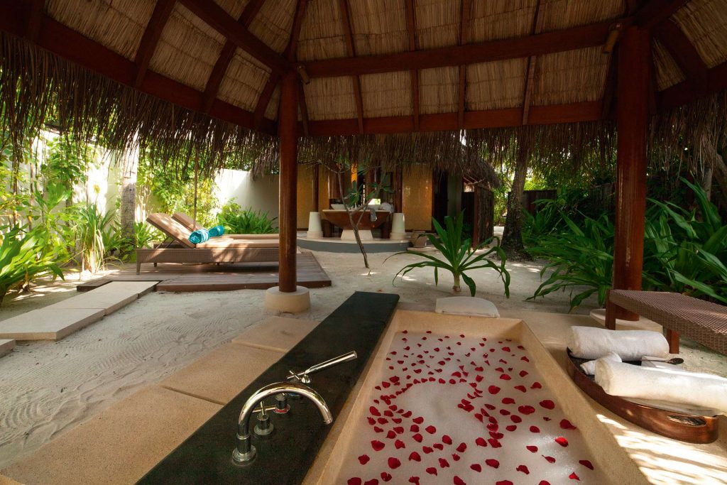 Constance Halaveli – Beach Villa